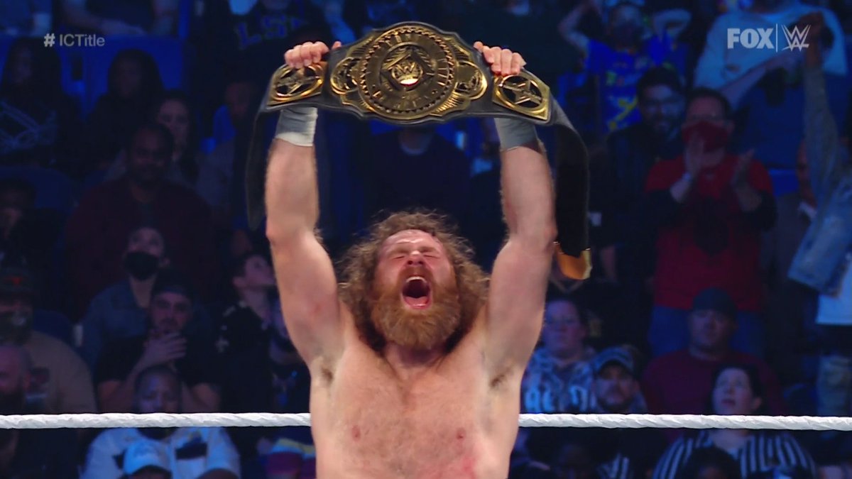 Sami Zayn wins Intercontinental title on WWE SmackDown