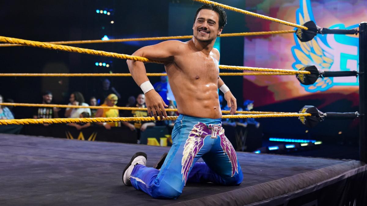 Angel Garza wins NXT Cruiserweight title, gets engaged