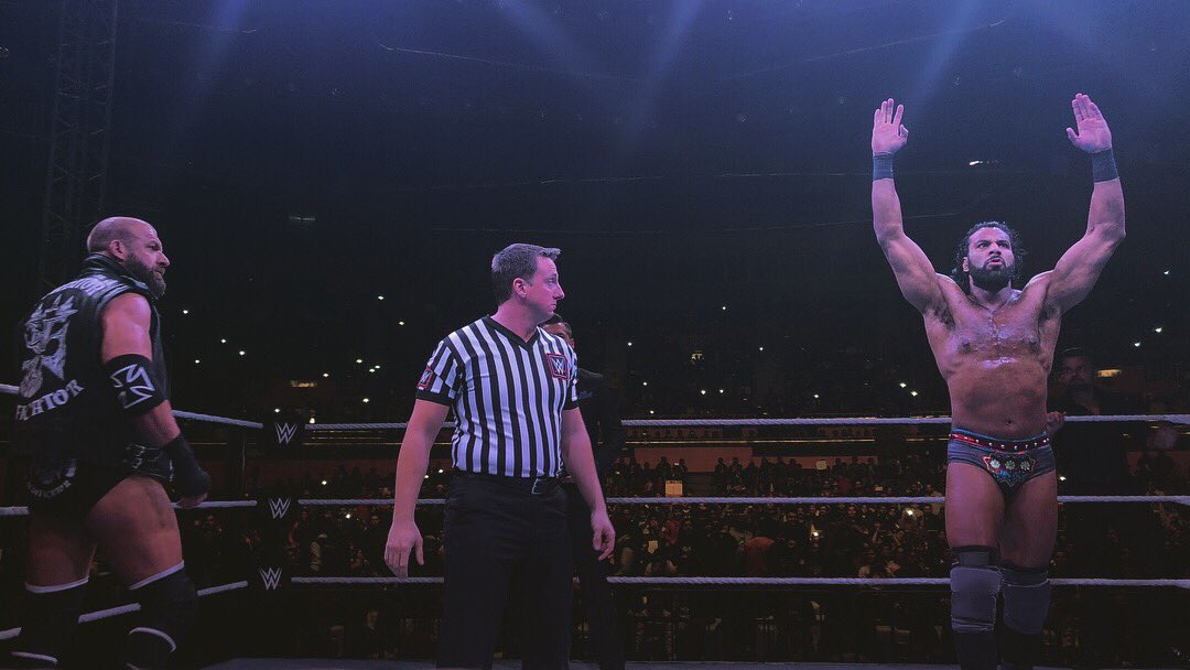 WWE New Delhi, India, live results: Triple H defeats Jinder Mahal