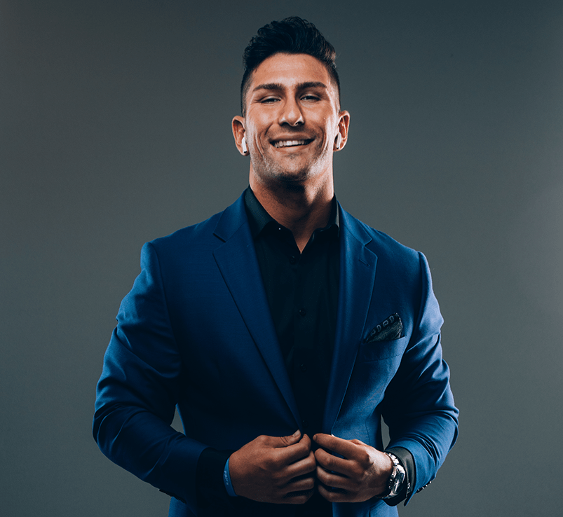 Richard Holliday signs new multi-year deal with MLW