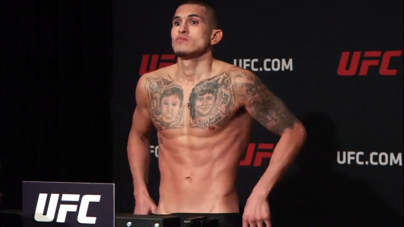 Anthony Pettis misses weight for UFC 206 headliner