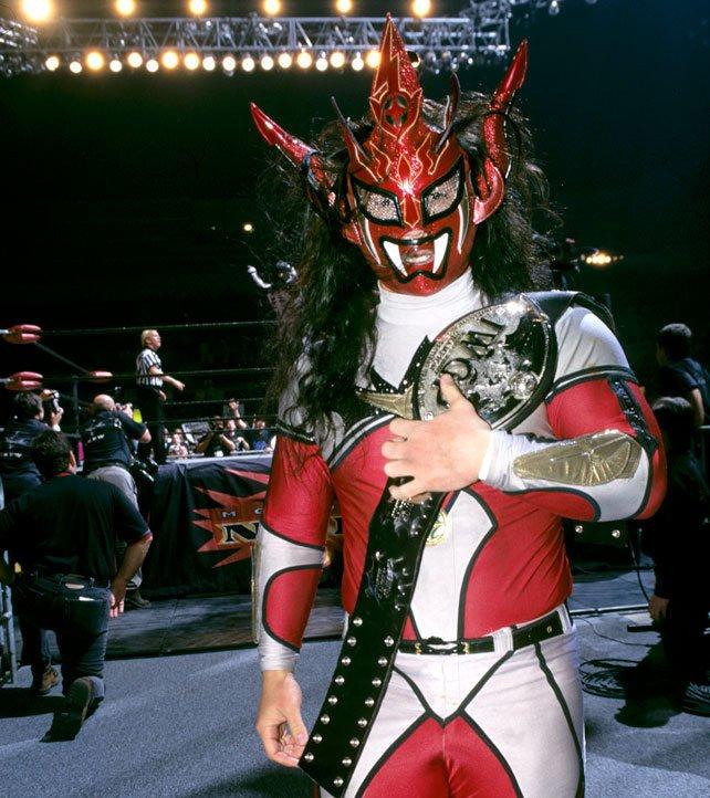 Daily Pro Wrestling History (12/06): Jushin Liger wins IWGP Junior Heavyweight title on NItro