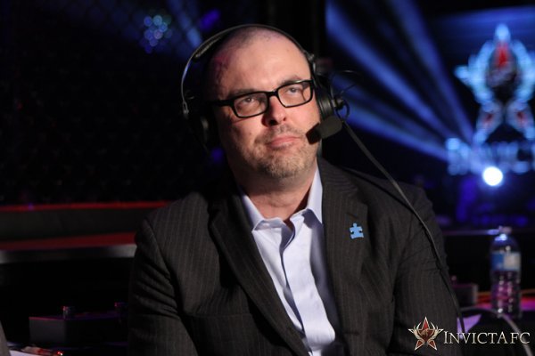 WWE hires Mauro Ranallo for Smackdown announcing role & more