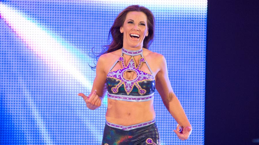WWE Main Event results: Mickie James vs. Emma