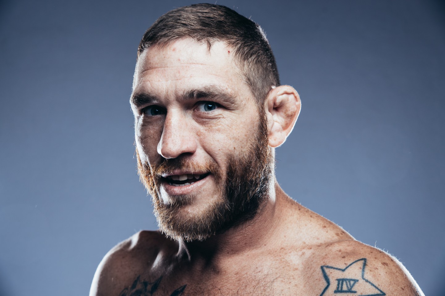 ‘Filthy’ Tom Lawlor returning to MMA, signs deal with PFL