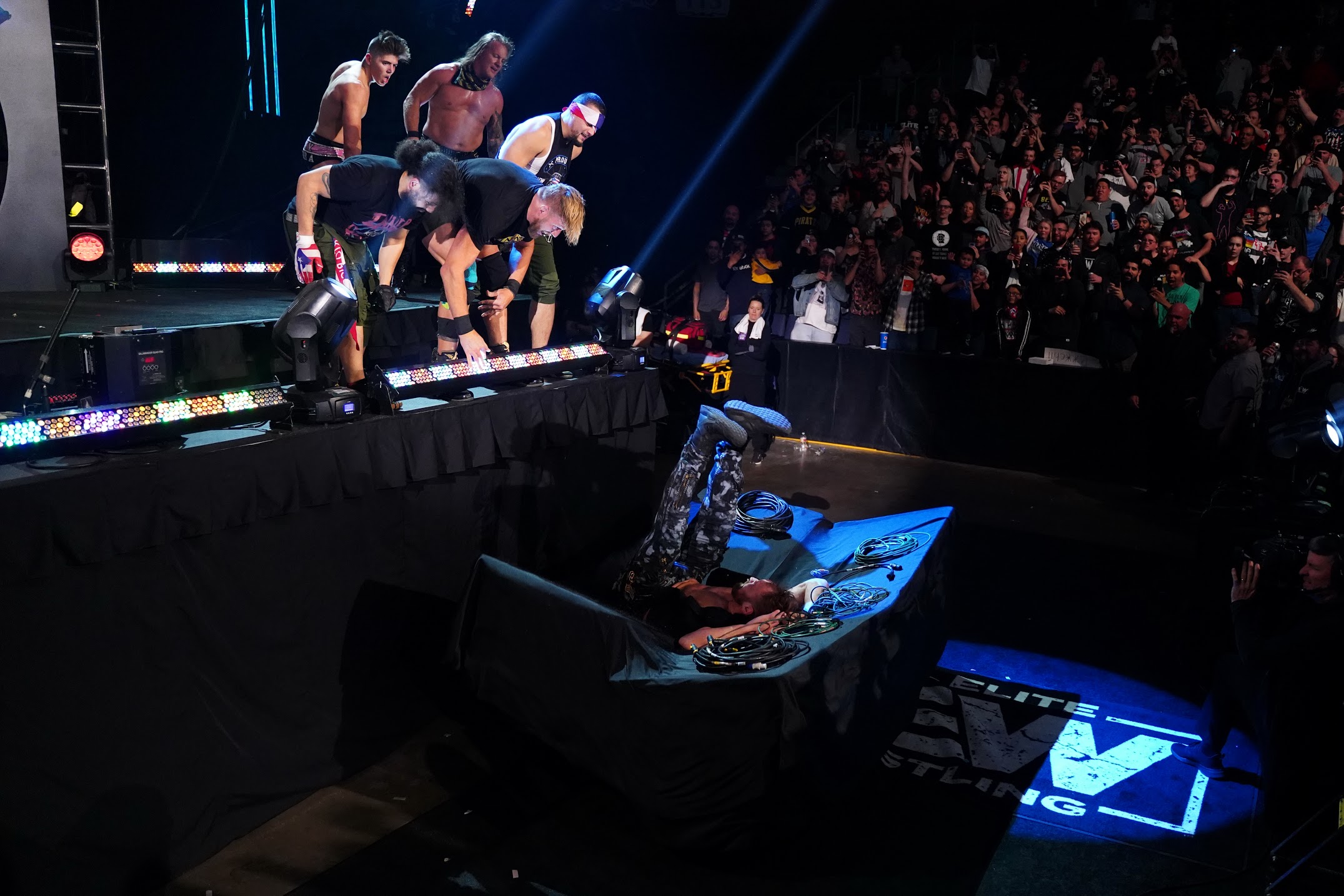 AEW Dynamite video highlights: The Inner Circle strikes back