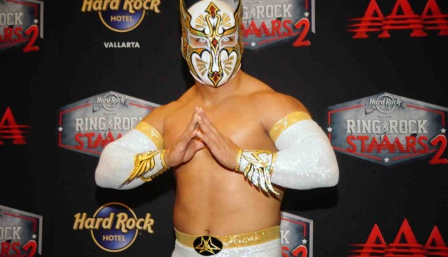 Mistic 2.0 is at Arena Mexico tonight