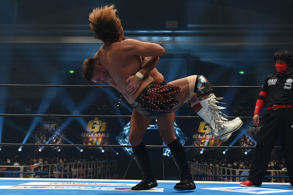 Tetsuya Naito out of NJPW G1 Climax due to knee injury