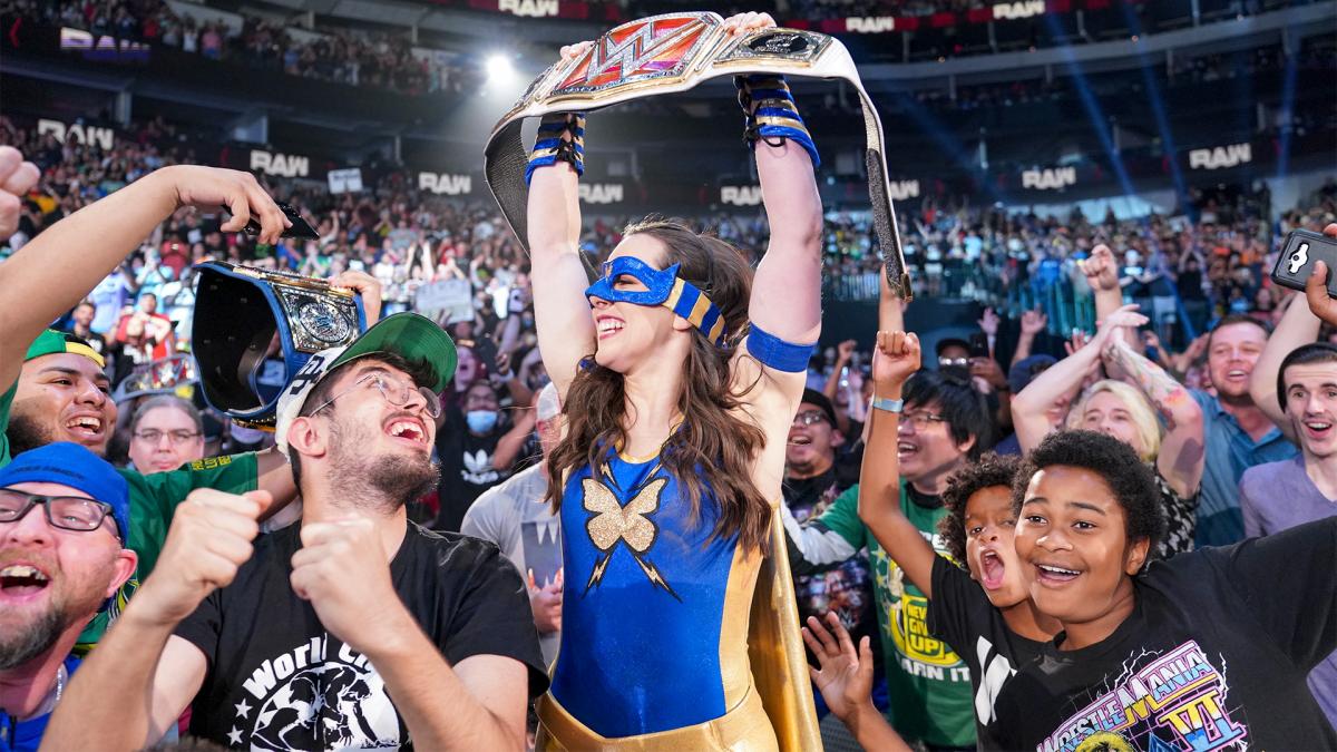 WWE Raw video highlights: Title change, returns, Kross debuts