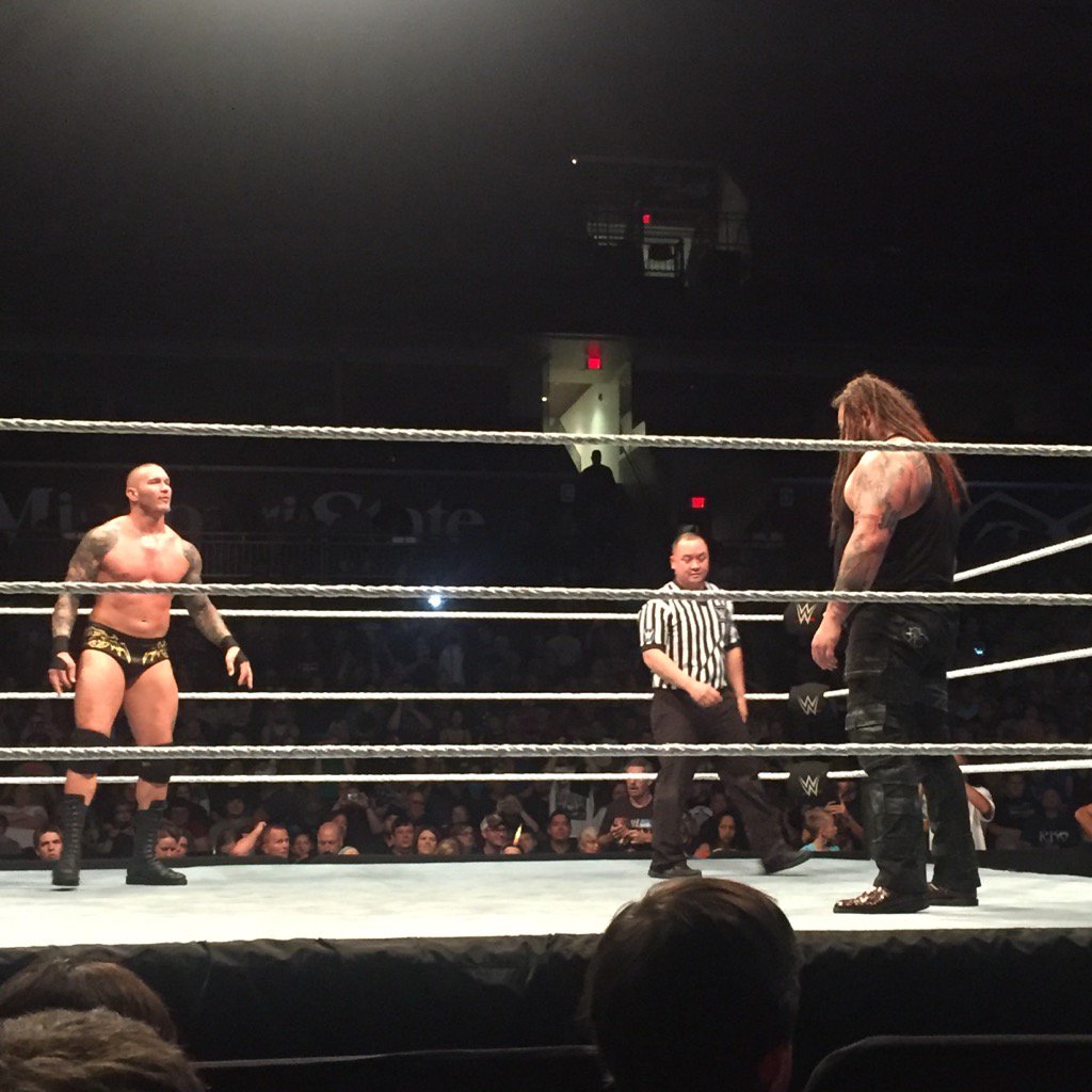 WWE Springfield, MO, live results: Orton vs. Wyatt; Styles vs. Ambrose
