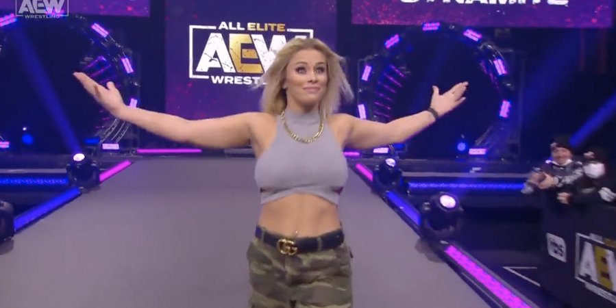 Paige VanZant appears on AEW Dynamite, attacks Brandi Rhodes