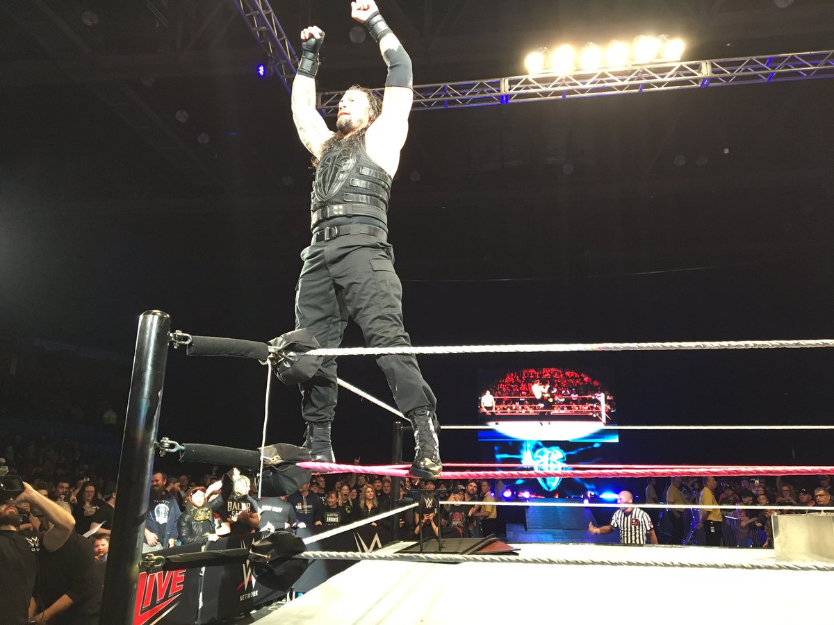 WWE Saskatoon live results: Roman Reigns vs. Braun Strowman