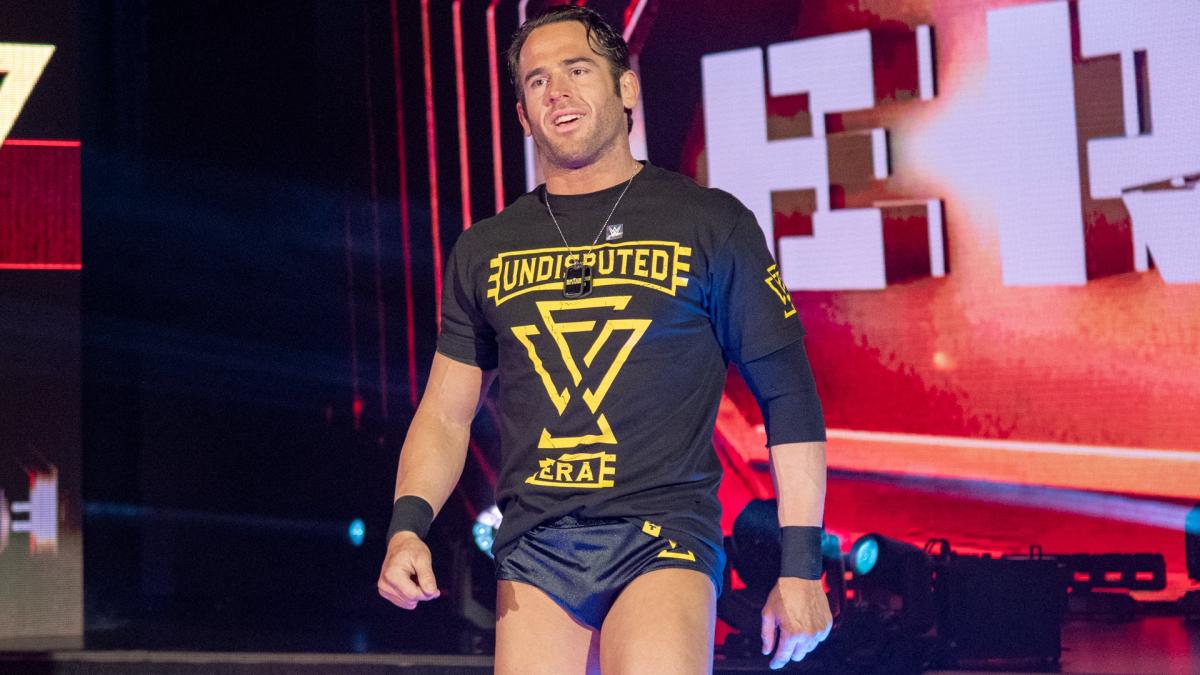 NXT Orlando, FL, live results: Velveteen Dream vs. Roderick Strong