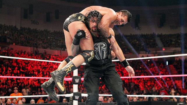 WWE Bremen, Germany results: Roman Reigns vs. Alberto del Rio