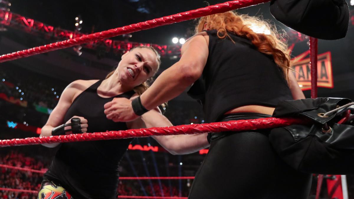 WWE Raw video highlights: Rousey angle, The Shield reunite