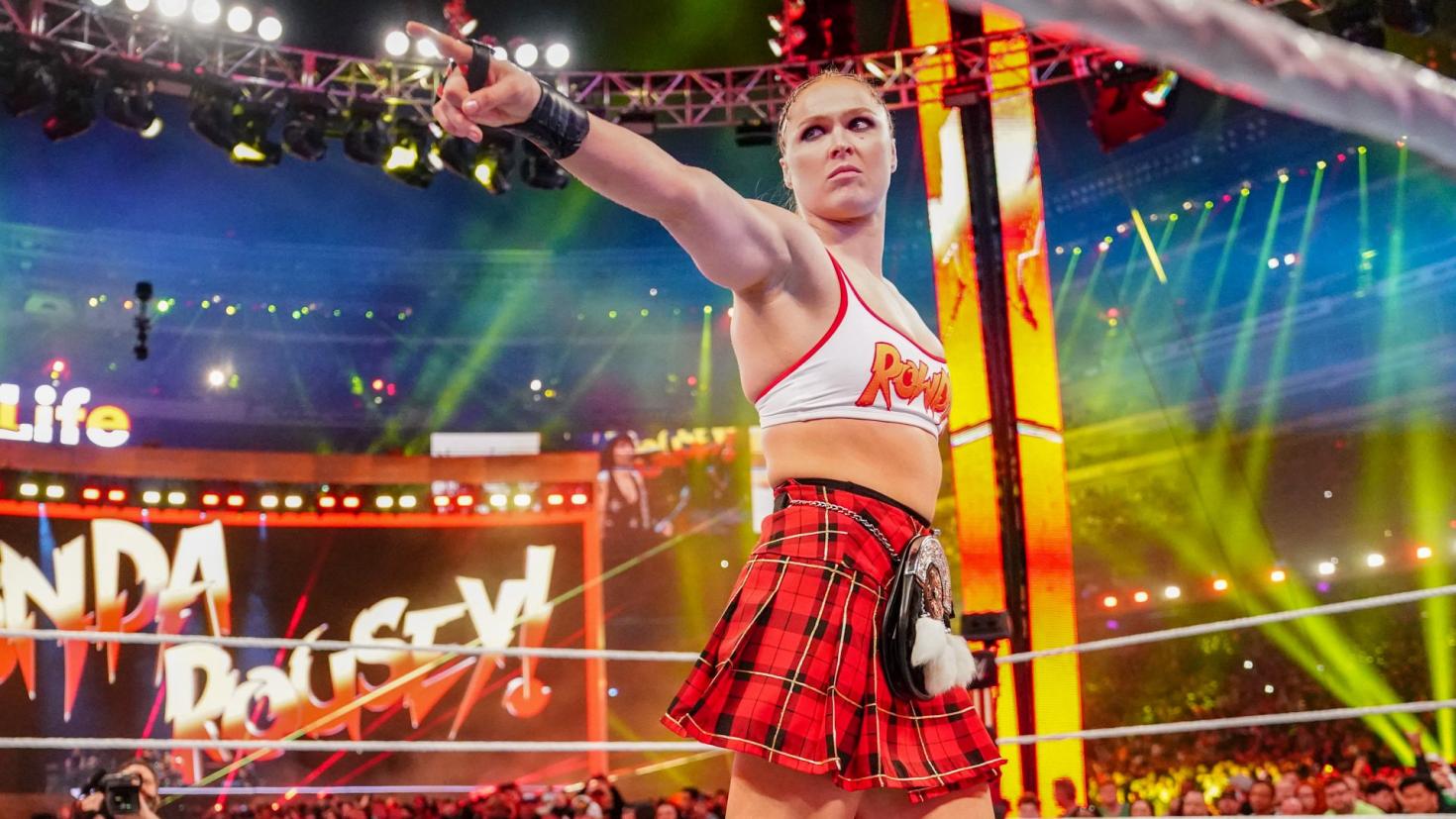 Ronda Rousey & Travis Browne expecting baby girl