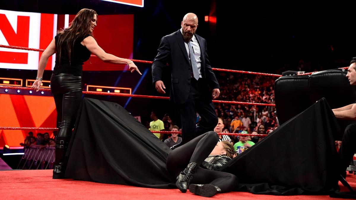WWE Raw video highlights: Stephanie puts Rousey through a table