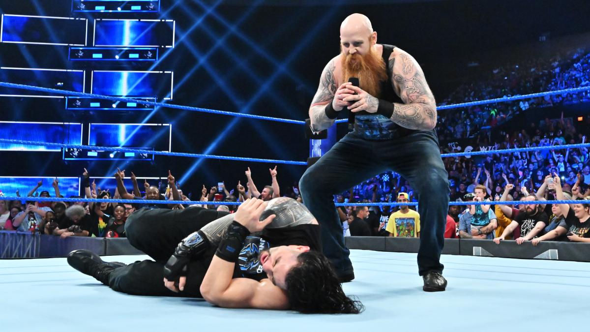 WWE SmackDown video highlights: Rowan admits to attacking Reigns