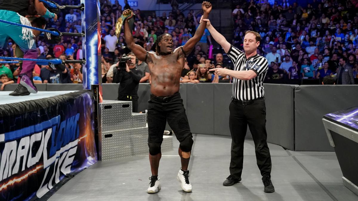 VIDEO: R-Truth wins WWE 24/7 title back from Jinder Mahal