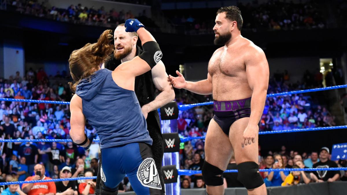 WWE SmackDown video highlights: Rusev wins gauntlet match