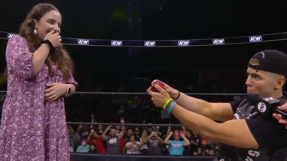 Sammy Guevara proposes to girlfriend Pam at AEW Dynamite