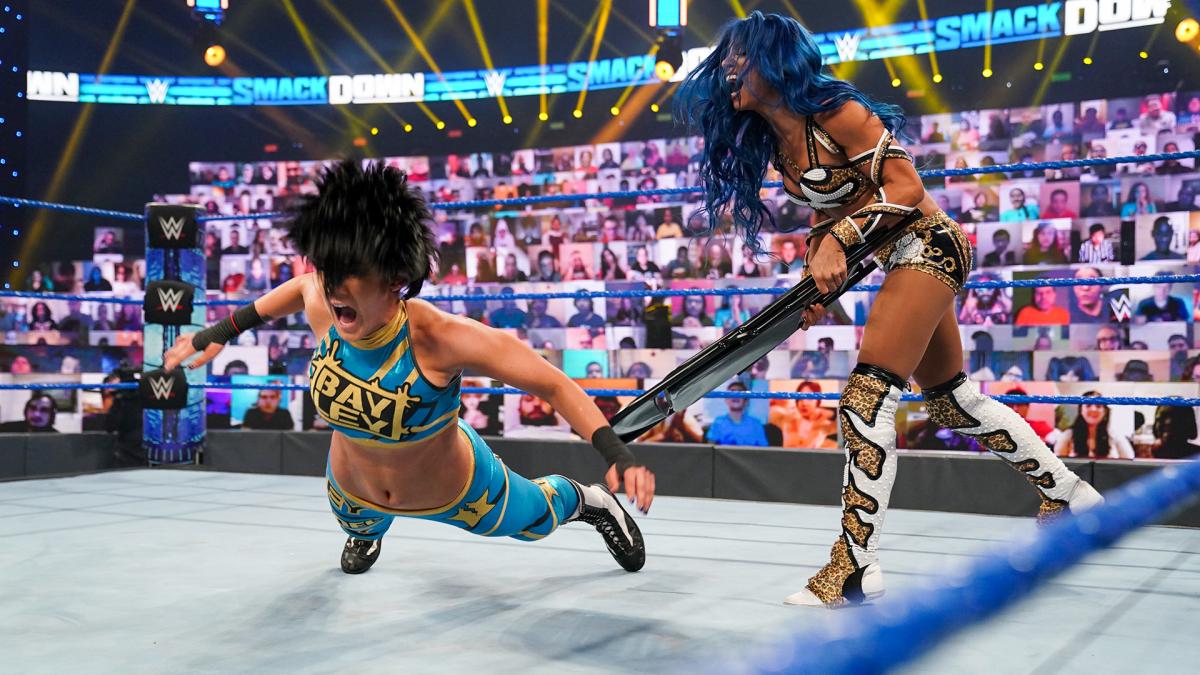 Sasha Banks challenges Bayley to WWE Hell in a Cell match