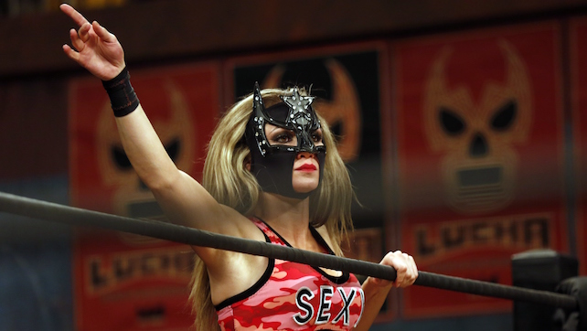 Lucha Underground’s Sexy Star signs MMA deal with Combate Americas