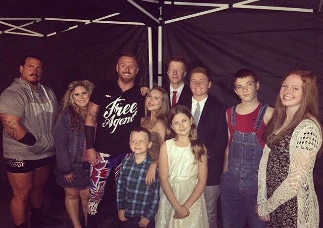 WWE SmackDown video highlights: Meet the Slater kids