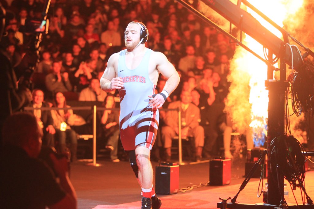 Snyder wins NCAA championship in front of record-breaking crowd