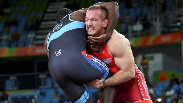 Kyle Snyder wins Olympic gold in wrestling