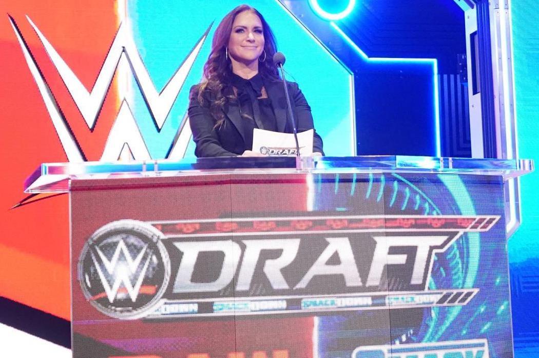 WOL: VICE article, Steph vs. Shane, Dr. Lucha appearance, more!