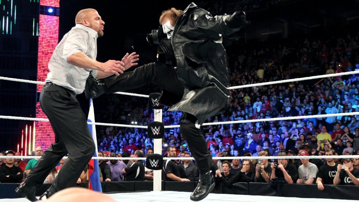 Daily Pro Wrestling History (11/23): Sting makes his WWE debut at Survivor Series 2014