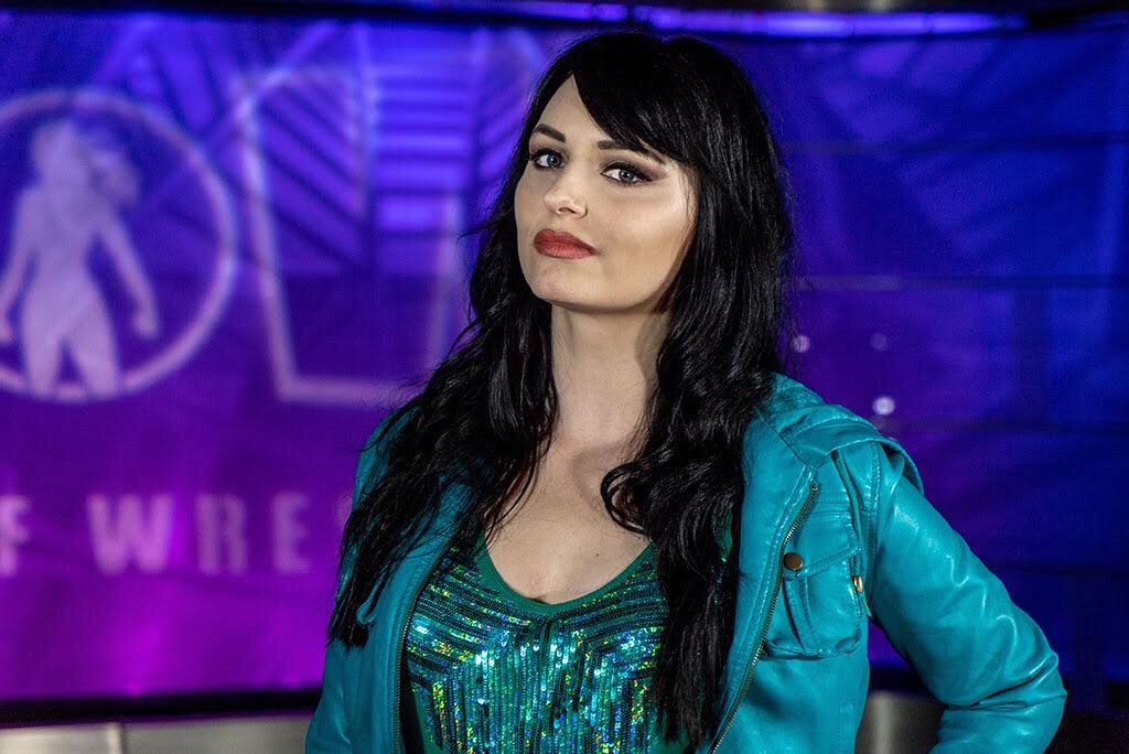 Teal Piper signs with Women of Wrestling