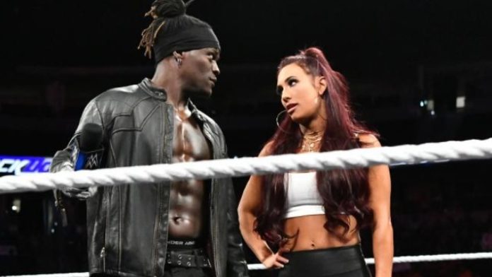 R-Truth loses, wins back WWE 24/7 title on SmackDown