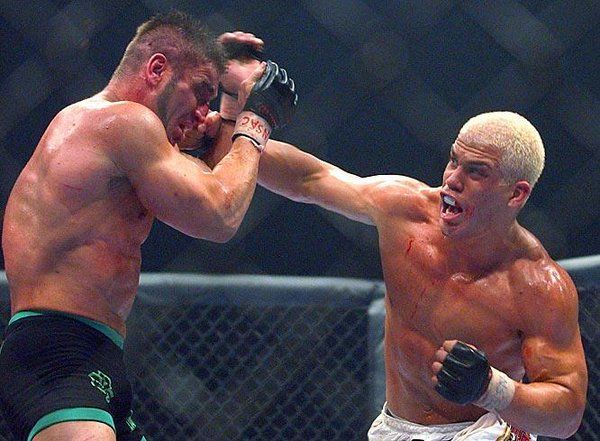 December 2, 2002 Observer Newsletter: UFC 40, WWE has money losing quarter
