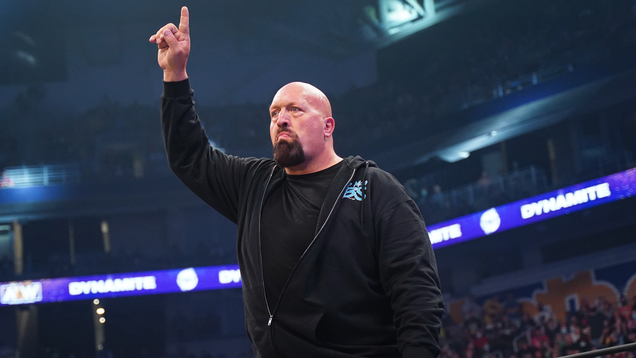 Paul Wight shows off weight loss, only 33 pounds away from goal
