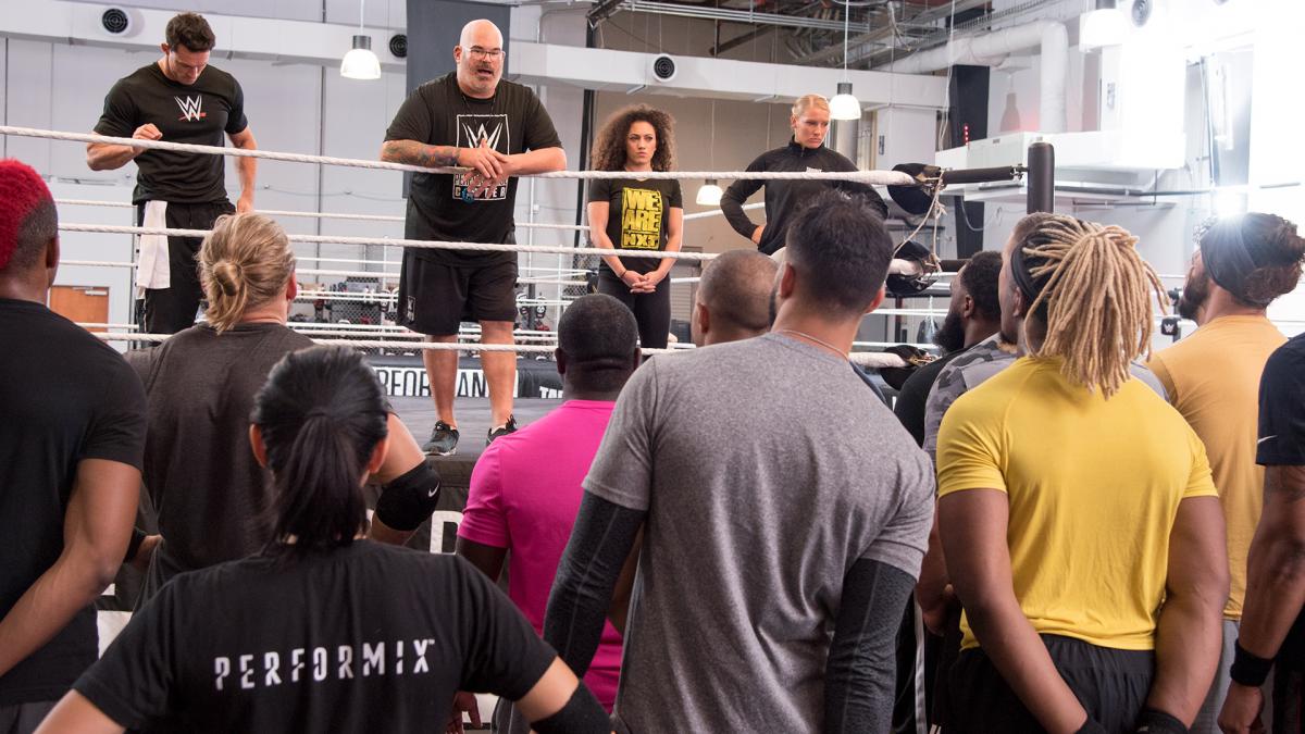 Wrestling Weekly: Les recaps his week at the WWE Performance Center