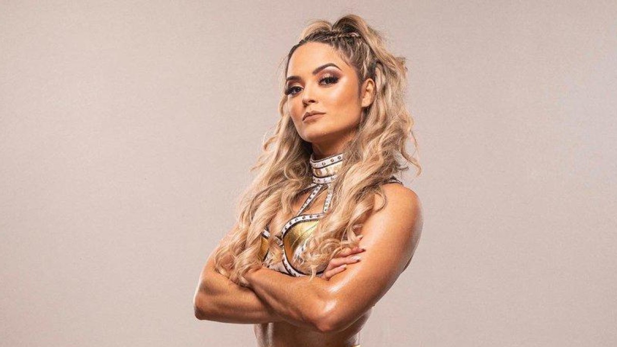Tay Melo training for AEW in-ring return