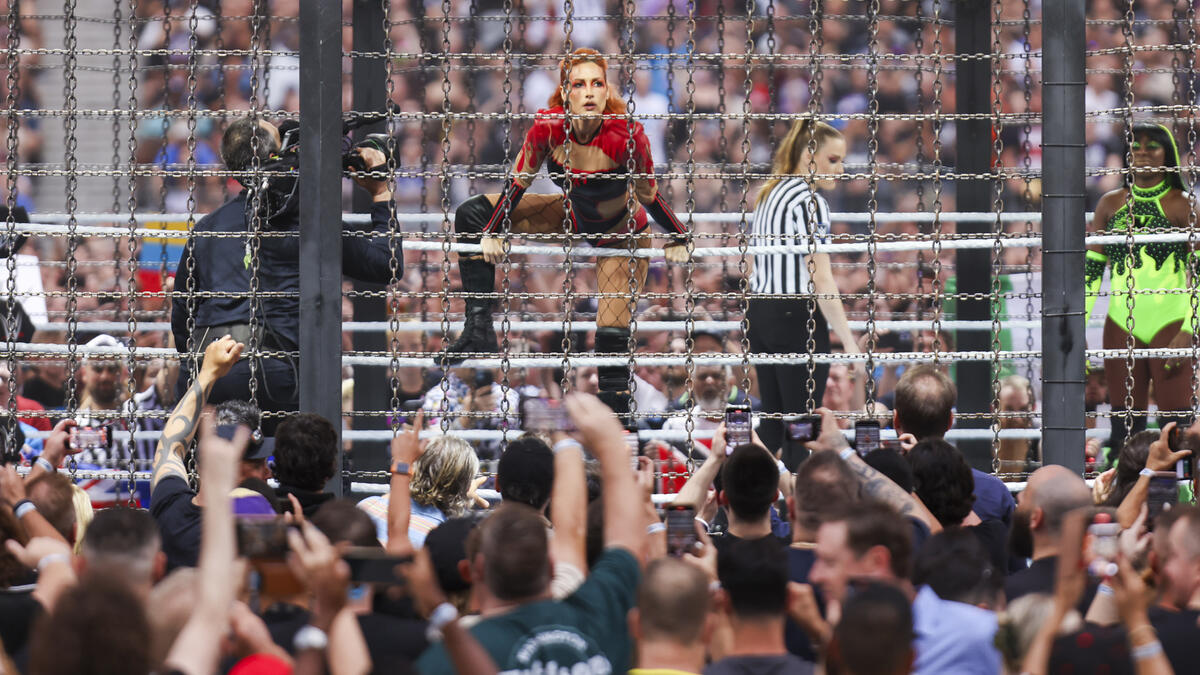 Becky Lynch wants to open WWE WrestleMania 40 night one