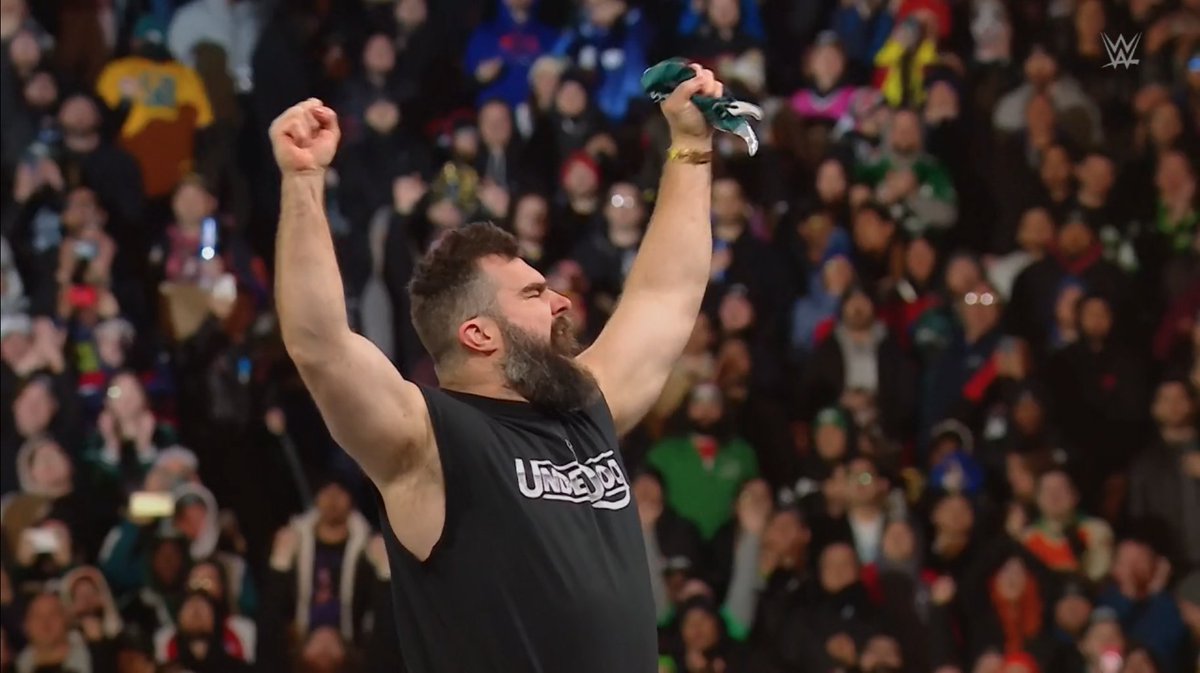 Former NFL star Jason Kelce gets involved at WWE WrestleMania 40