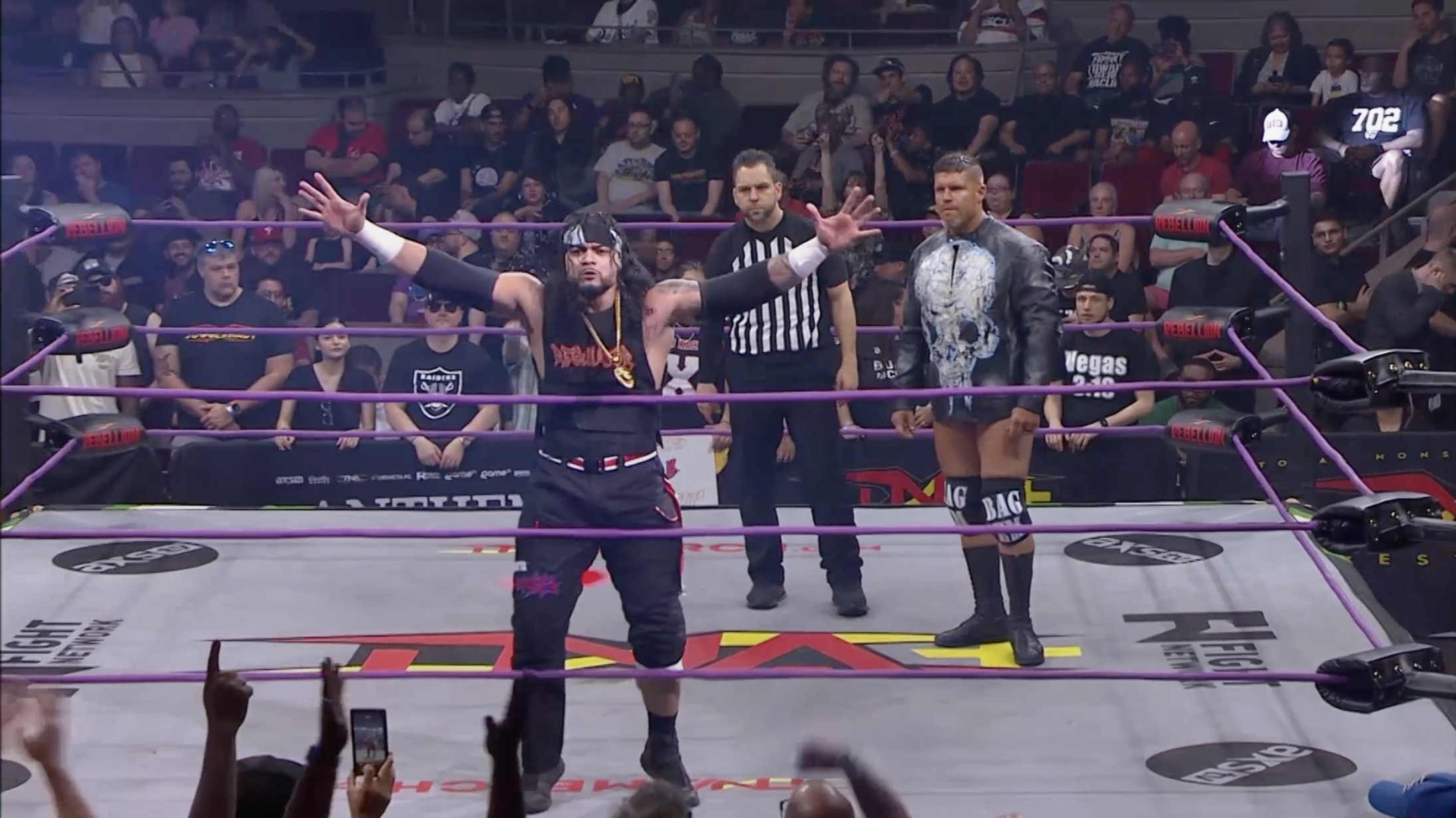 Mike Santana makes surprise return at TNA Rebellion