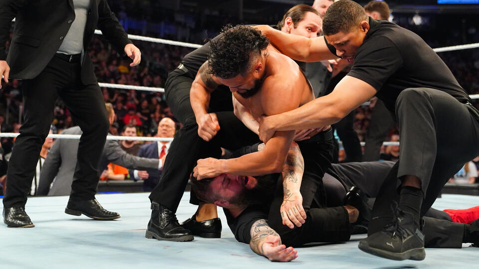 WWE SmackDown video highlights: Tama Tonga bloodies Kevin Owens