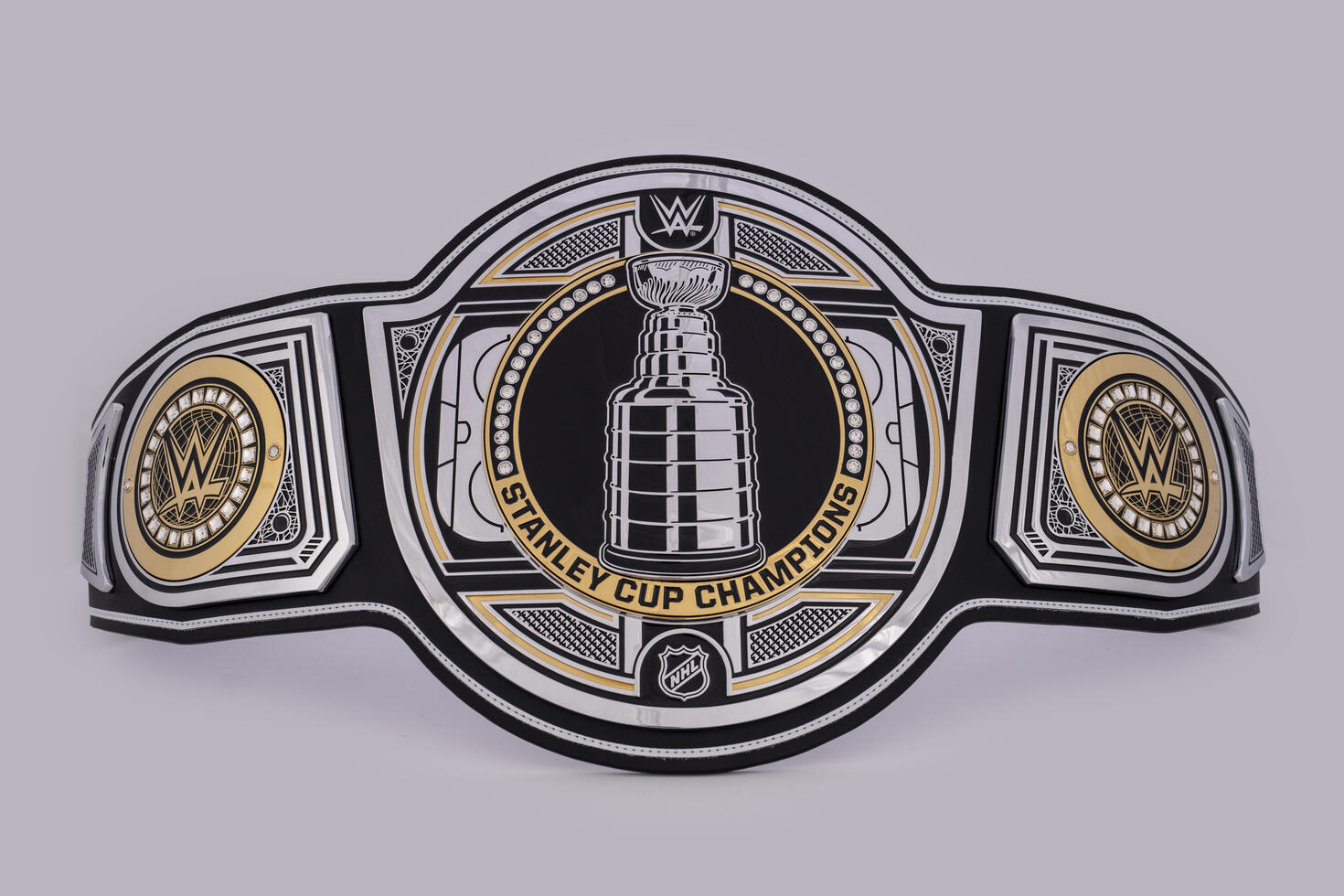 WWE announces first-ever licensing deal with NHL