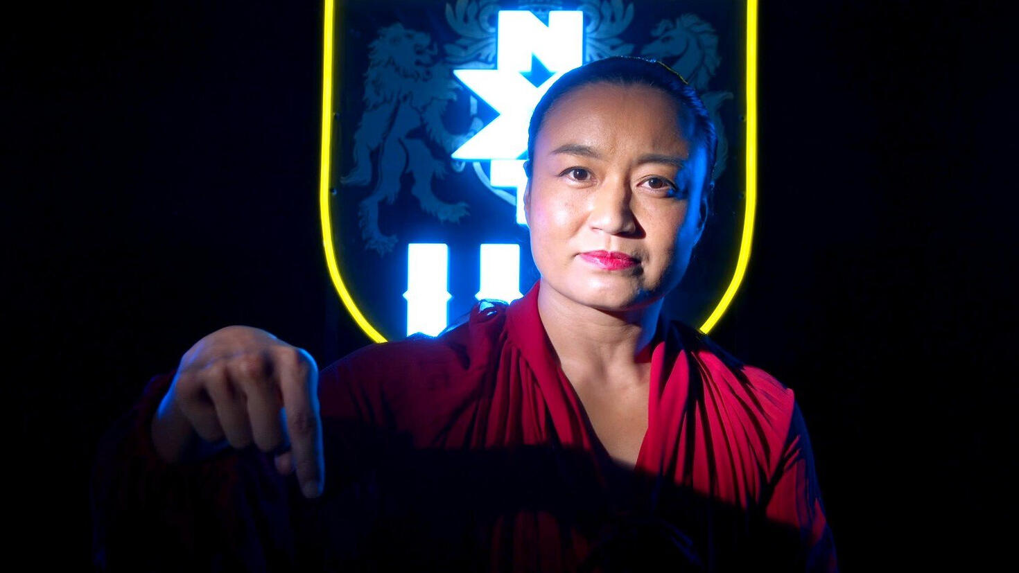 Triple H congratulates Meiko Satomura on retirement