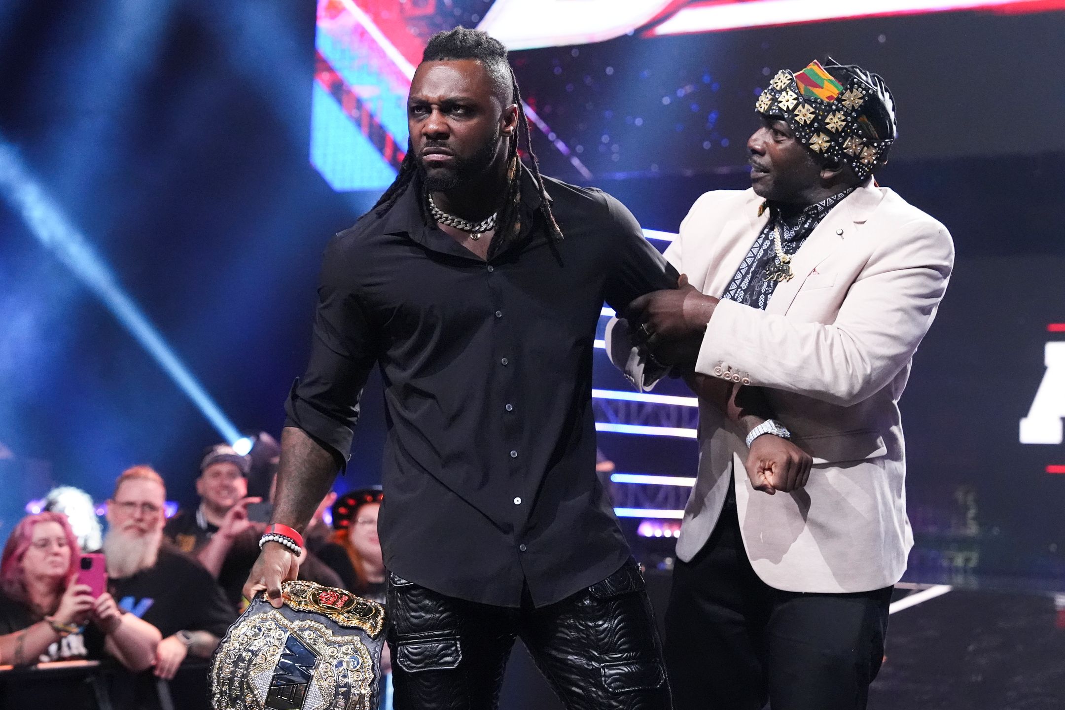Swerve Strickland signs new AEW contract