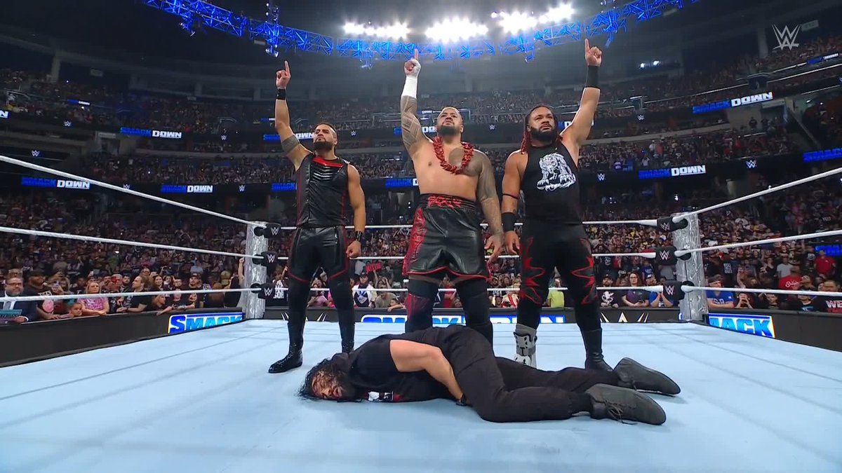 Jacob Fatu returns on WWE SmackDown, attacks Roman Reigns