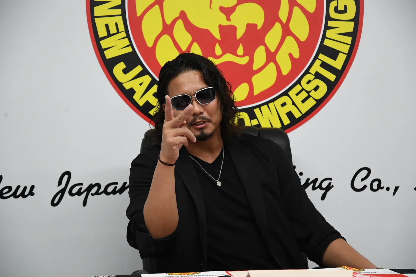 Jake Lee suffers foot injury, pulled from NJPW show