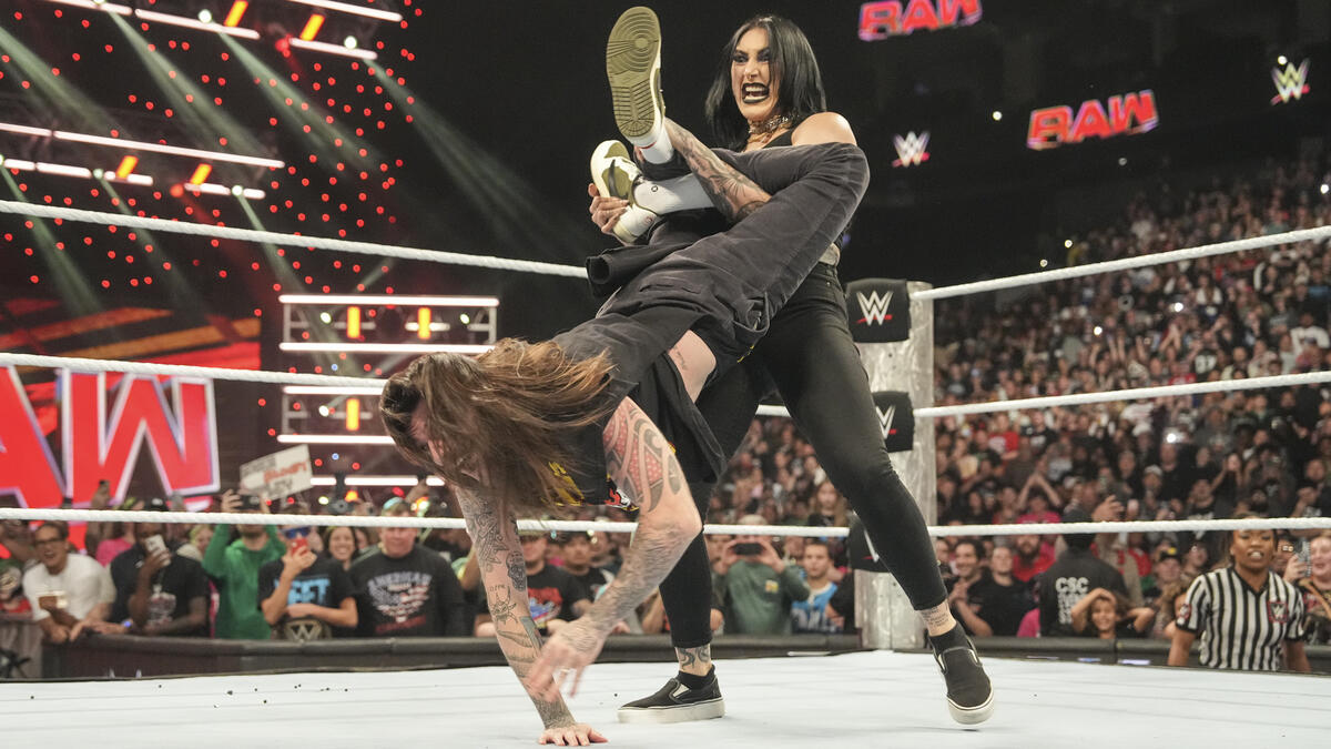 Subscriber exclusive: Bryan Alvarez’s WWE Raw report