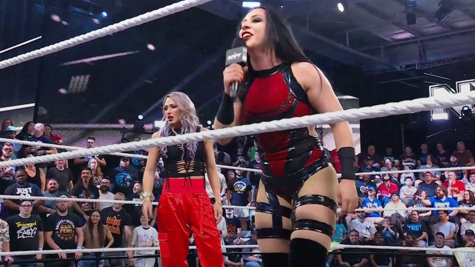 Giulia & Stephanie Vaquer to team on next week’s WWE NXT