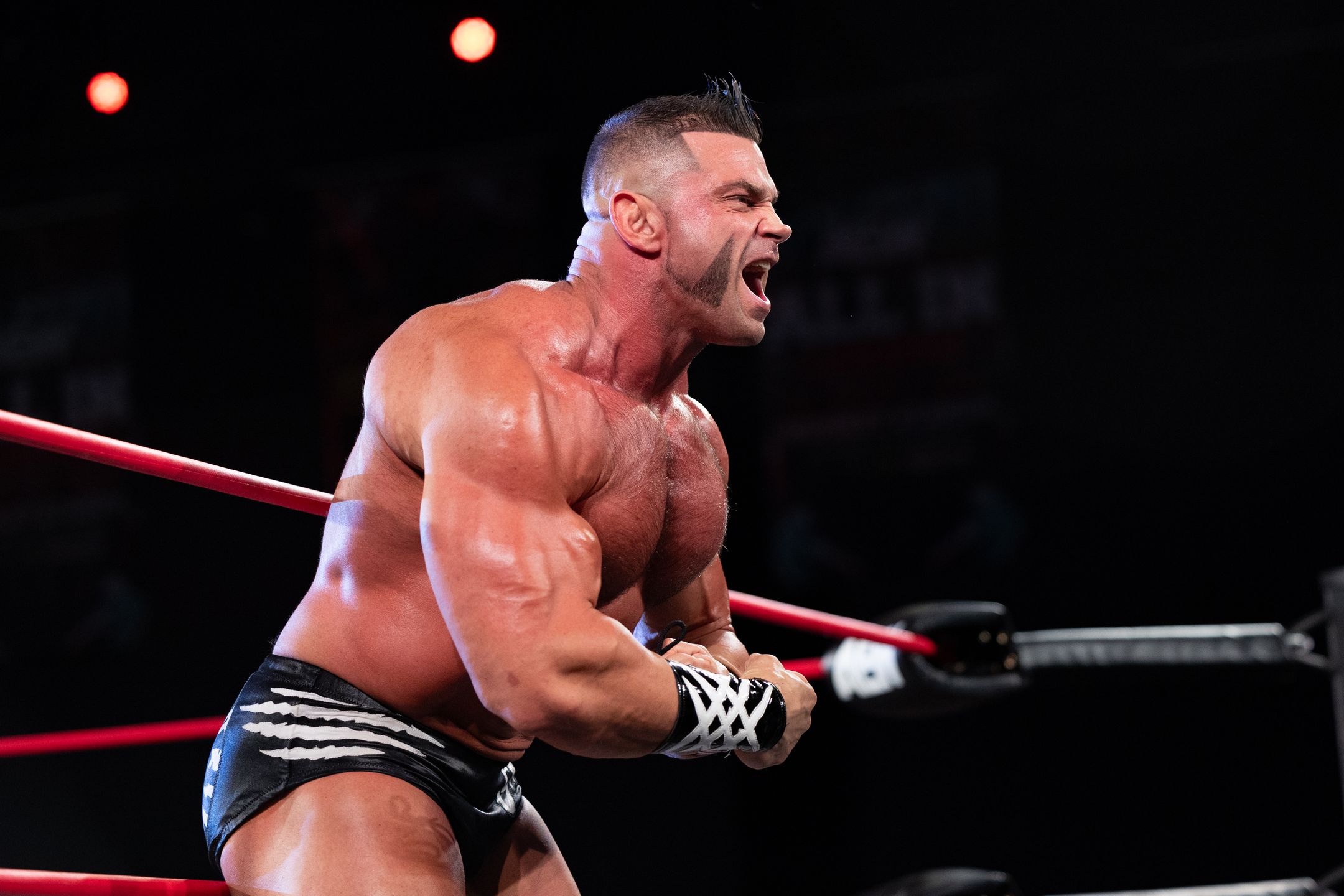 Brian Cage shares update after knee replacement surgery